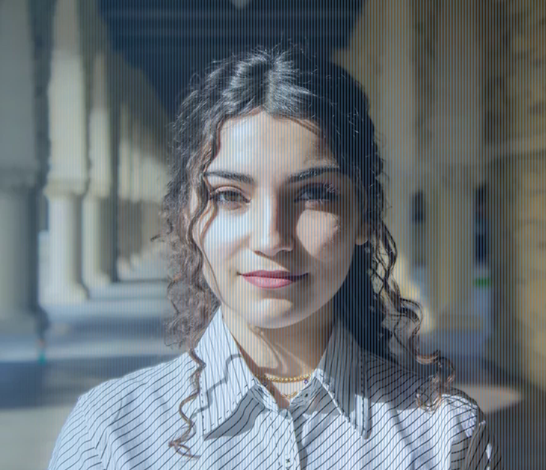 Portrait photo of Mobina Riazi