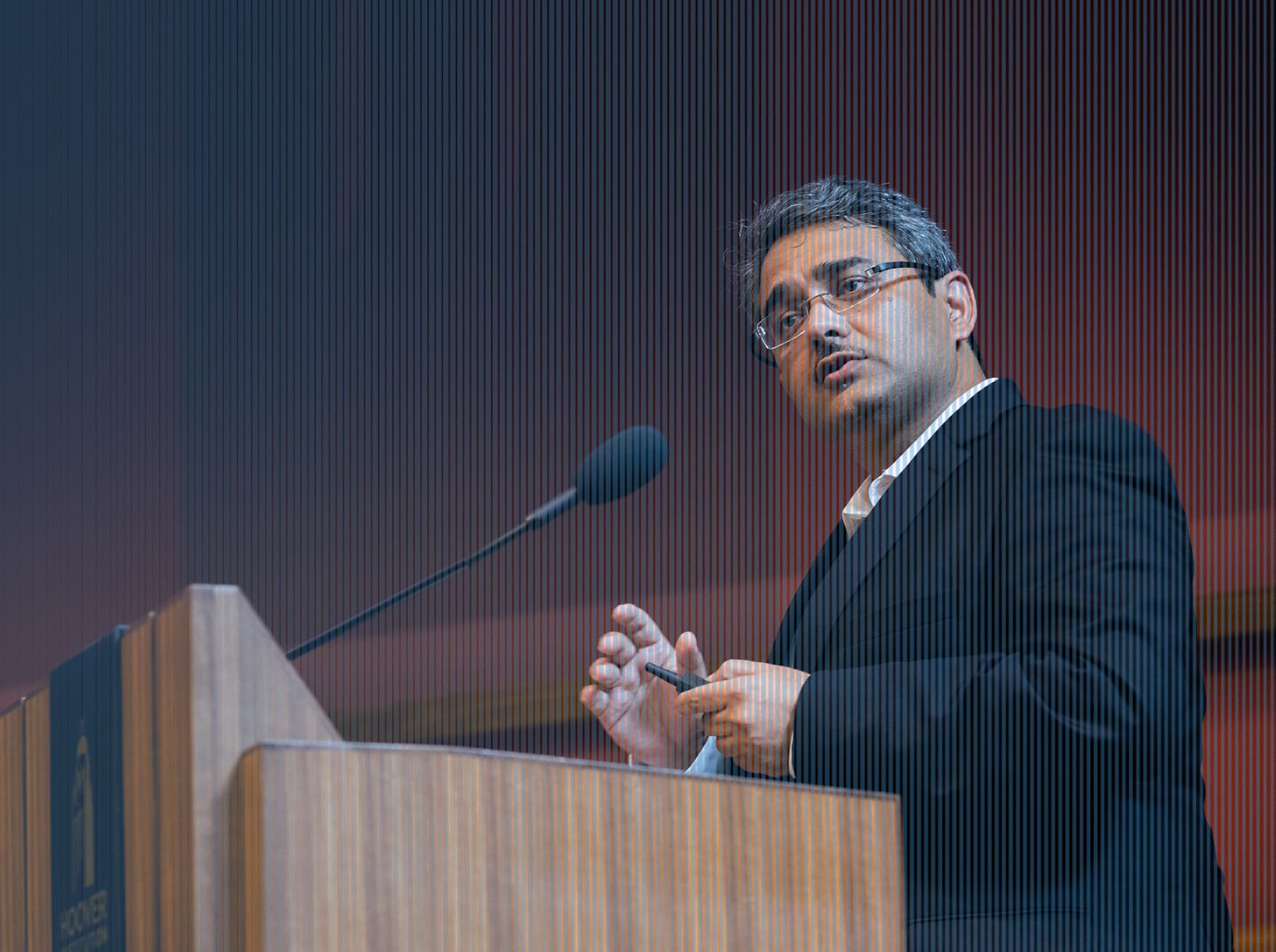 Portrait photo of Amit Seru