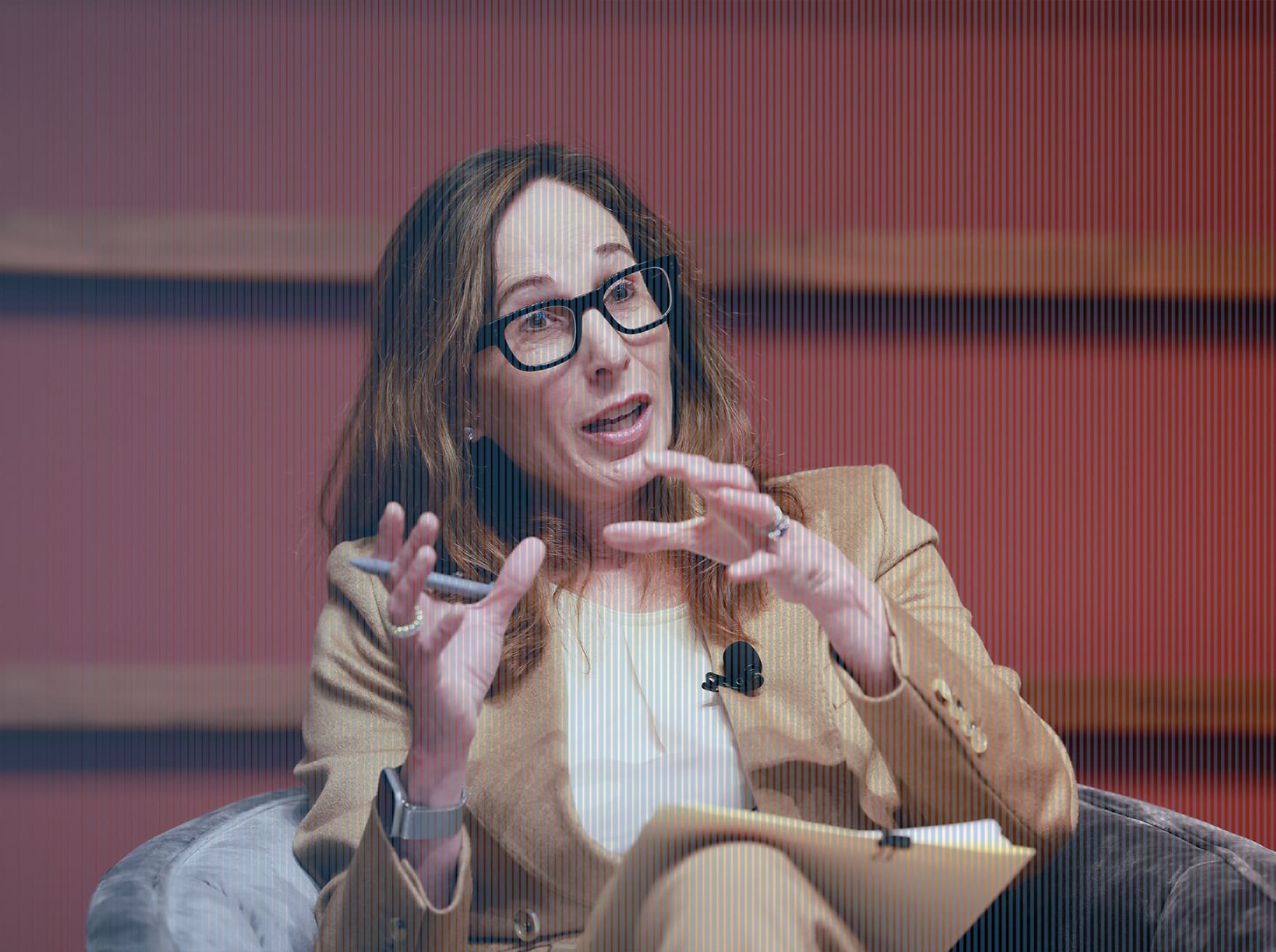 Portrait photo of Amy Zegart